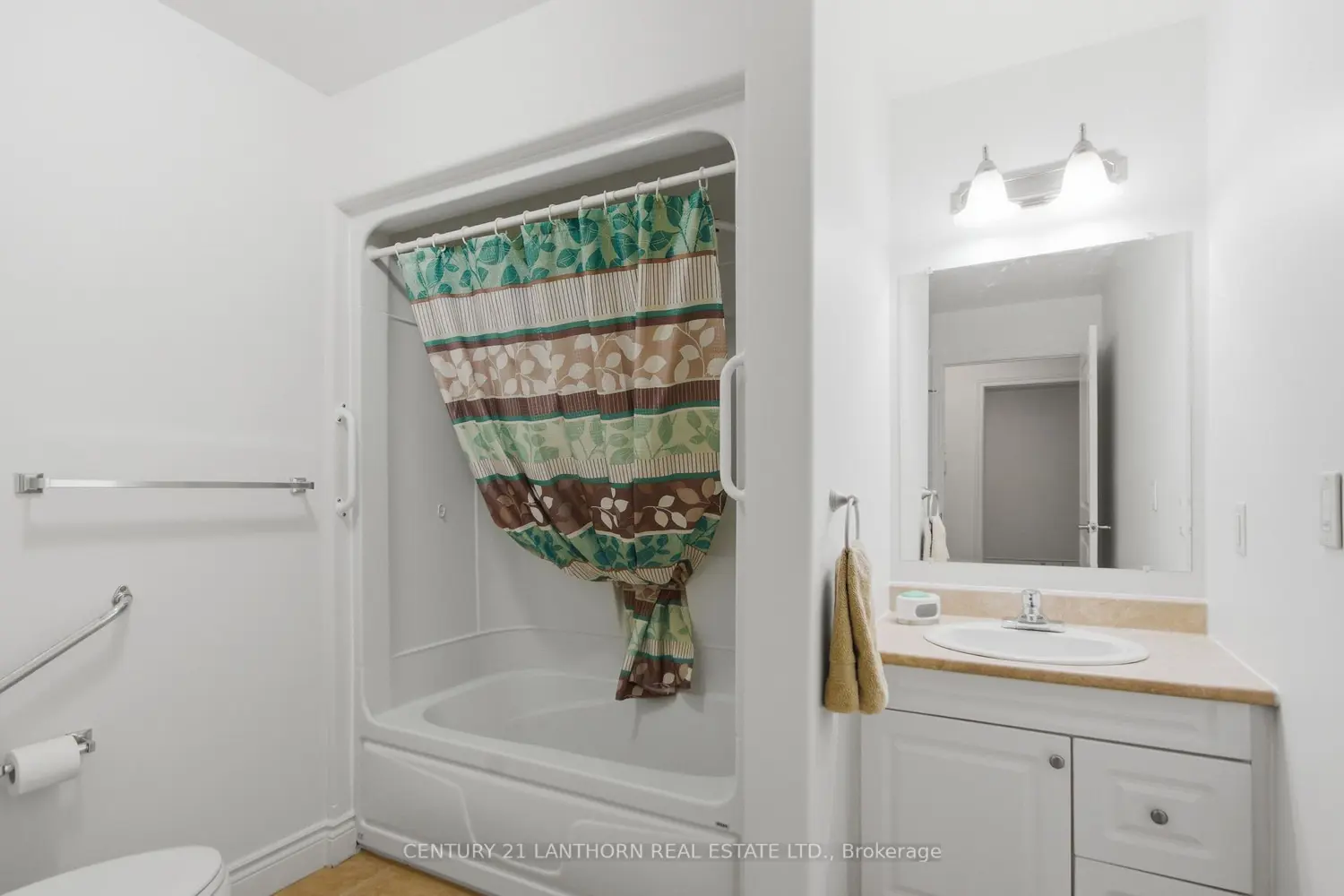 Additional image 9 of 494 Metcalf Street 5