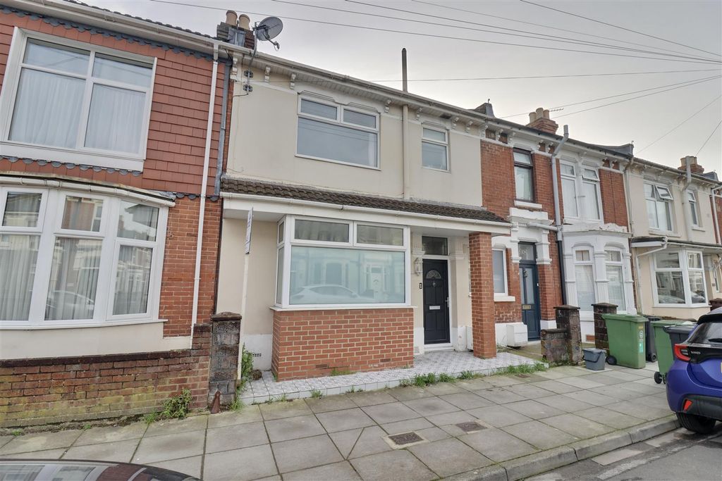 Additional image 18 of 3 bed property for saleDover Road, Portsmouth PO3
