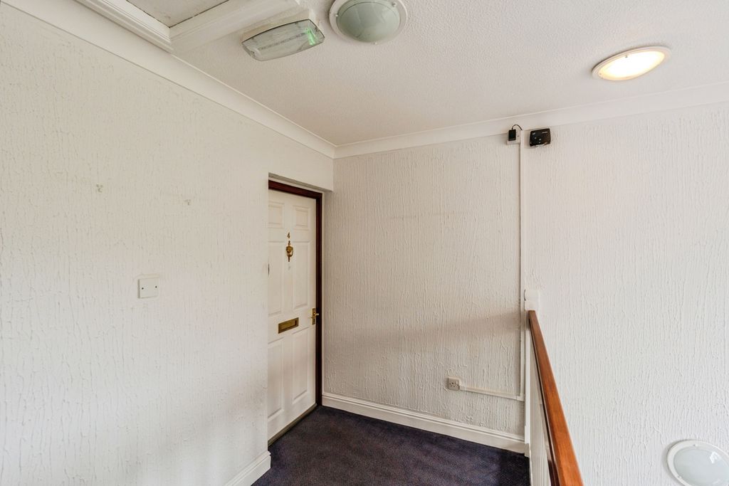 Additional image 17 of 2 bed flat for saleThe Elms, Woodacres Court, Wilmslow SK9