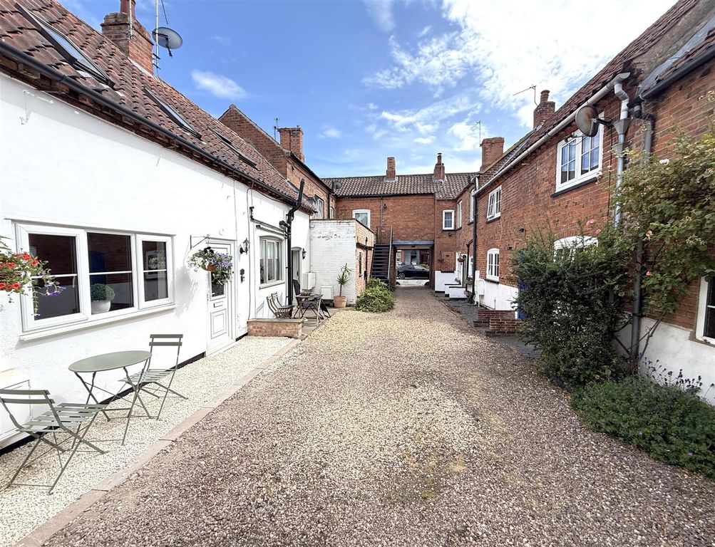 Additional image 3 of 1 bed property for saleChurch Street, Bingham NG13
