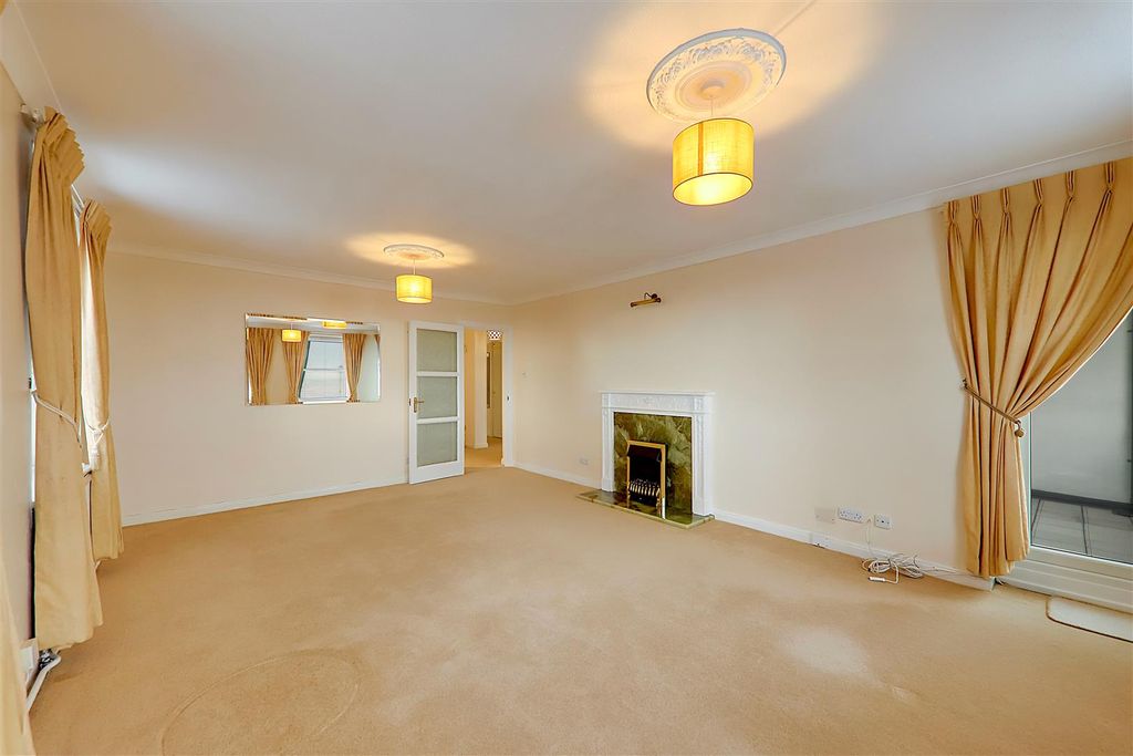 Additional image 5 of 3 bed flat for saleSeabright, Worthing BN11