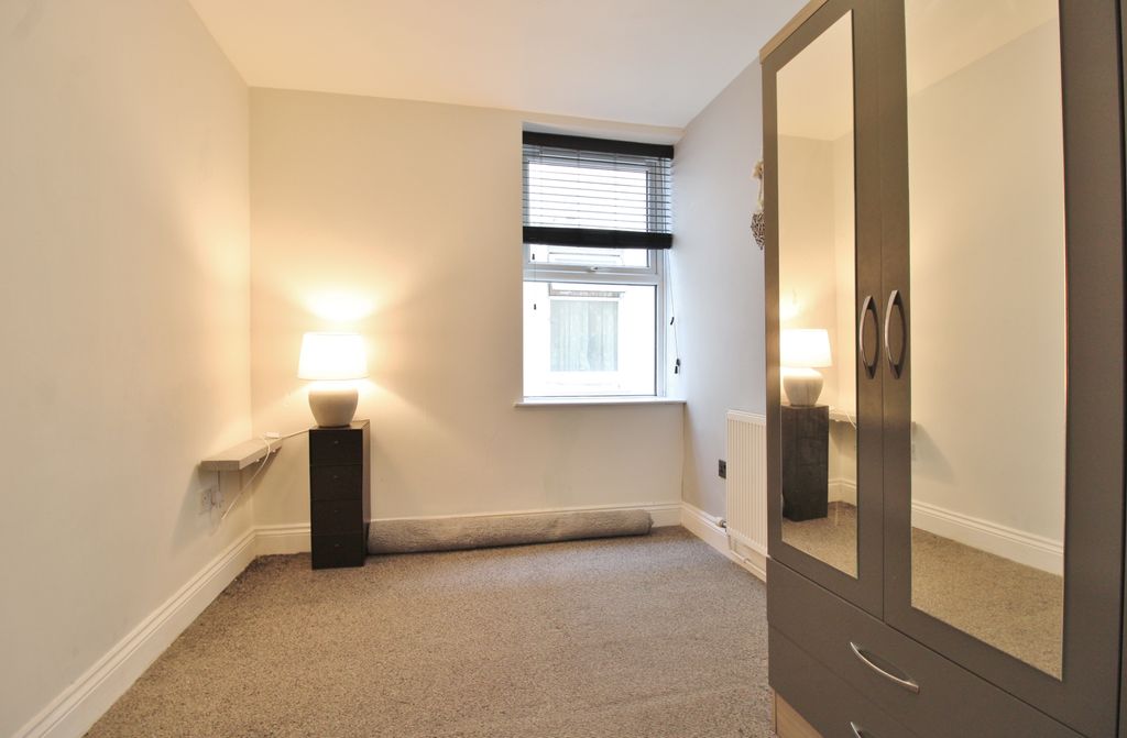 Additional image 5 of 1 bed flat for saleSouth Parade, Southsea PO5