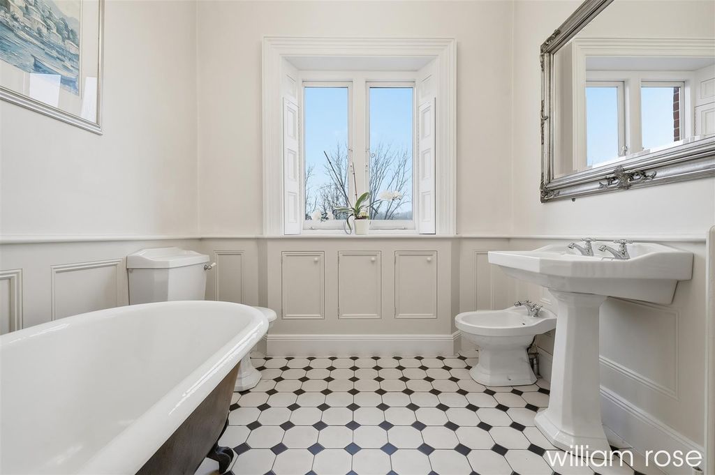 Additional image 24 of 7 bed semi-detached house for saleBroomhill Road, Woodford Green IG8