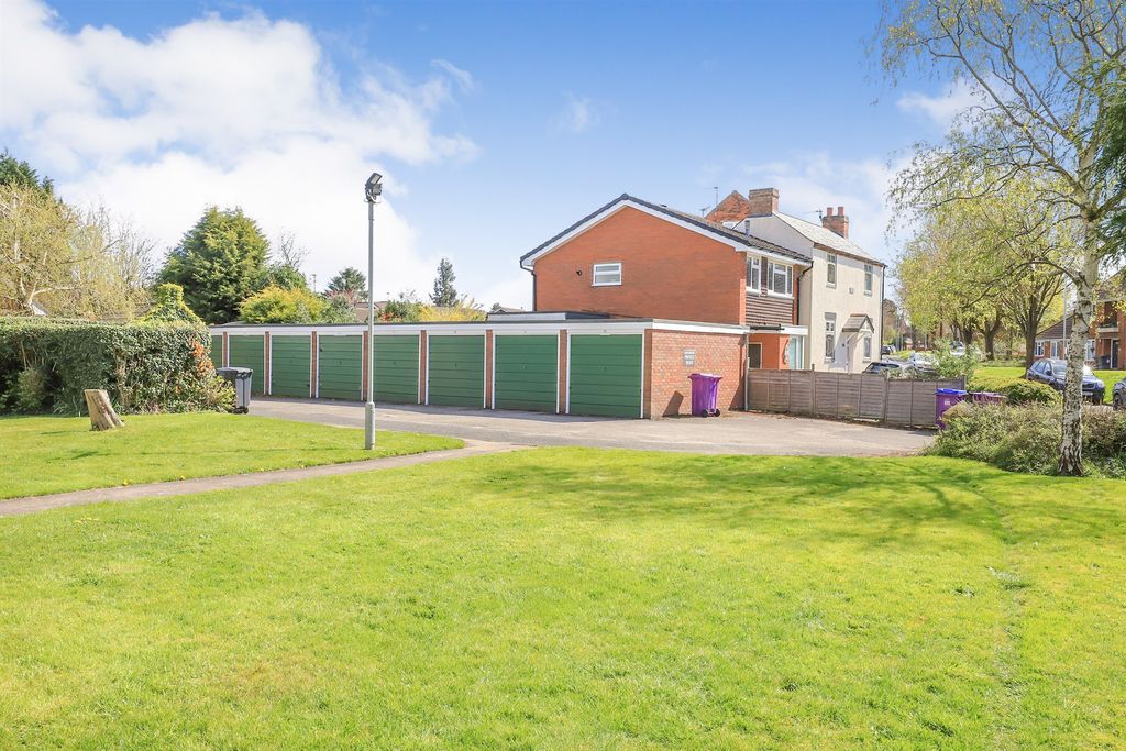 Additional image 18 of 2 bed flat for saleRegis Road, Wolverhampton WV6