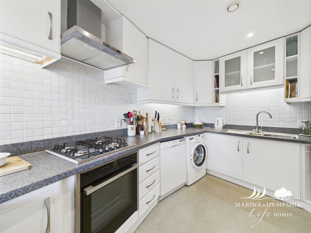 Additional image 9 of 2 bed flat for salePort Way, Port Solent, Portsmouth PO6