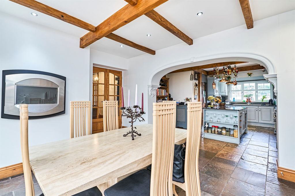 Additional image 3 of 4 bed detached house for saleStourbridge Road, Penn, Wolverhampton WV4