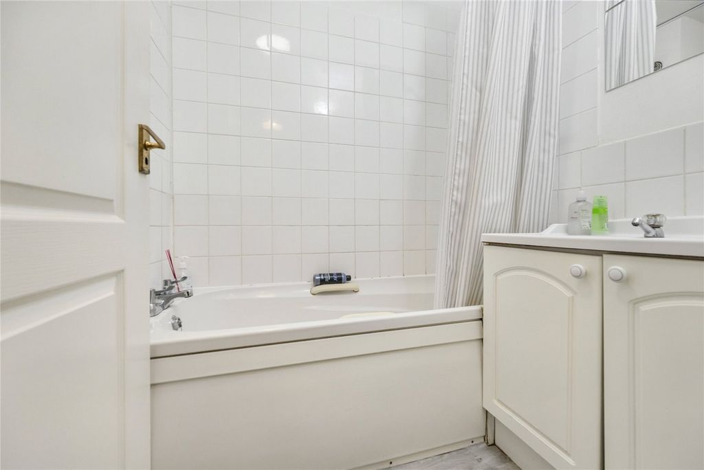 Additional image 13 of 4 bed terraced house for saleBerkeley Close, Southampton, Hampshire SO15