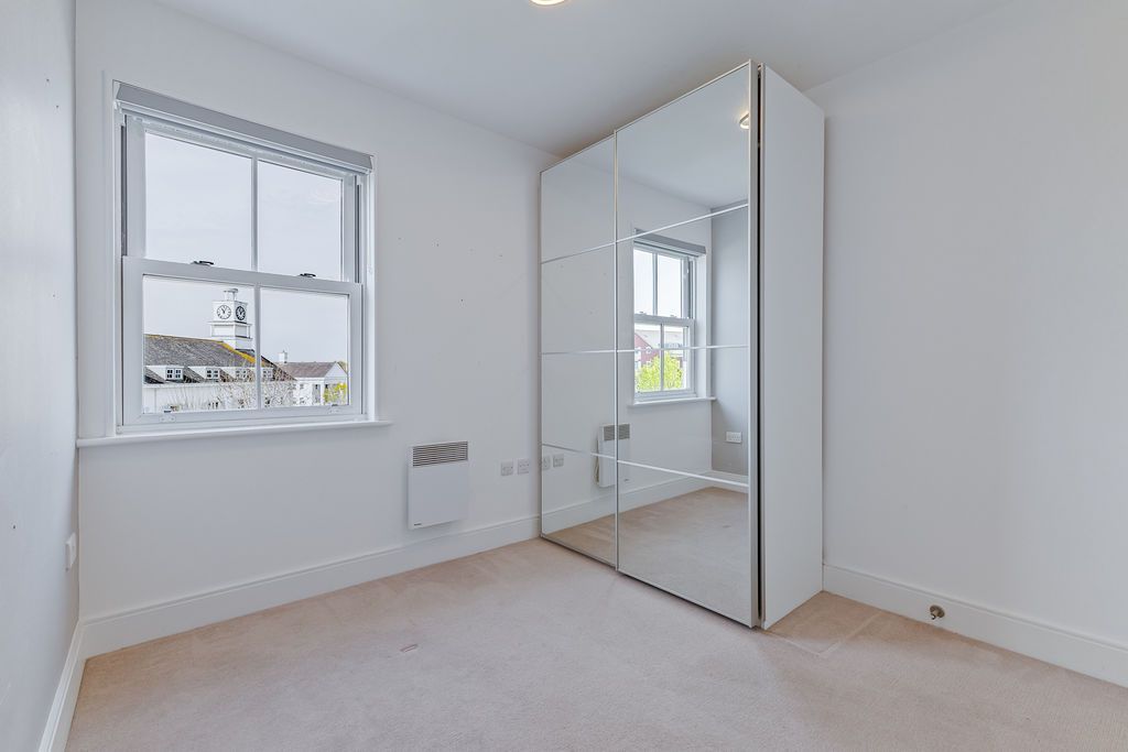 Additional image 13 of 2 bed flat for saleLewiston Close, Worcester Park KT4
