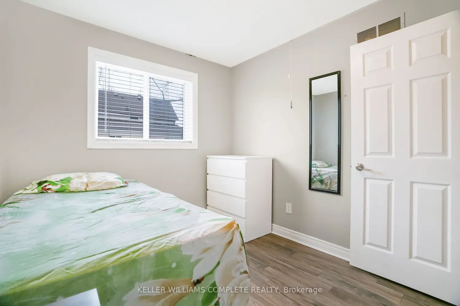 Additional image 6 of 378B Glendale Avenue