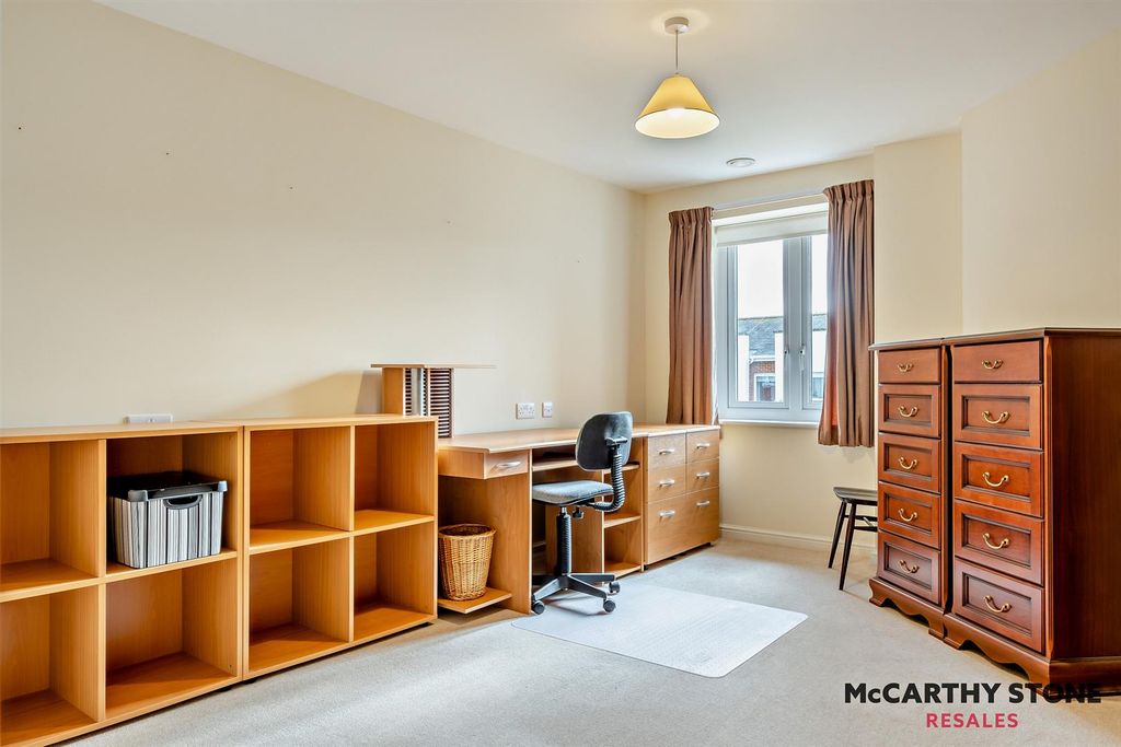 Additional image 19 of 2 bed flat for saleSomers Brook Court, Newport, Isle Of Wight PO30