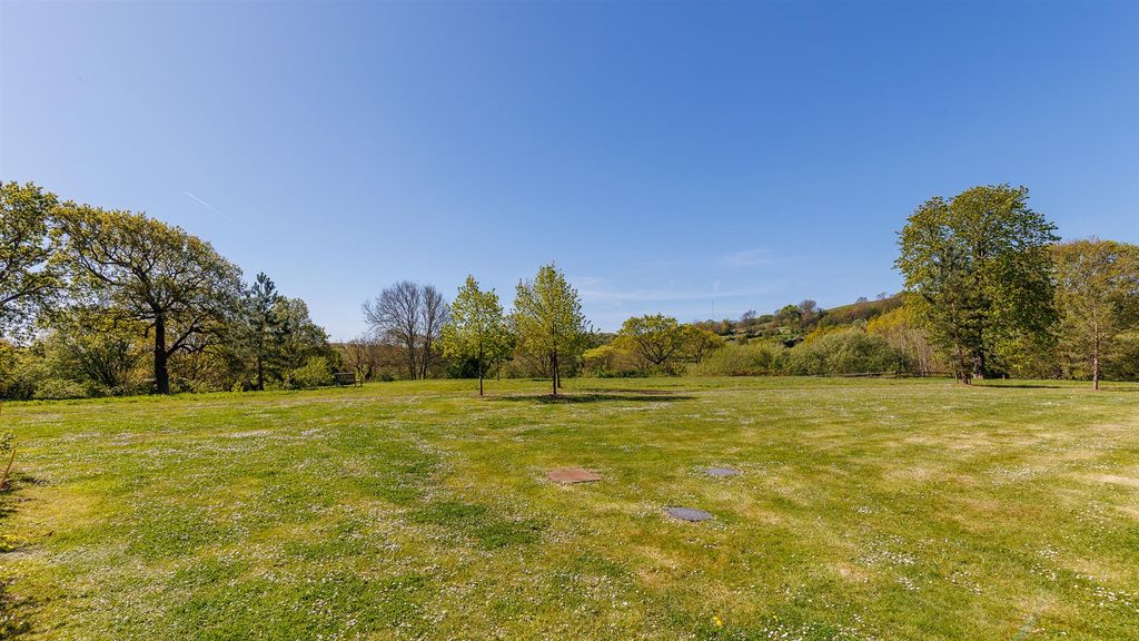 Additional image 21 of 2 bed flat for saleGatcombe, Isle Of Wight PO30