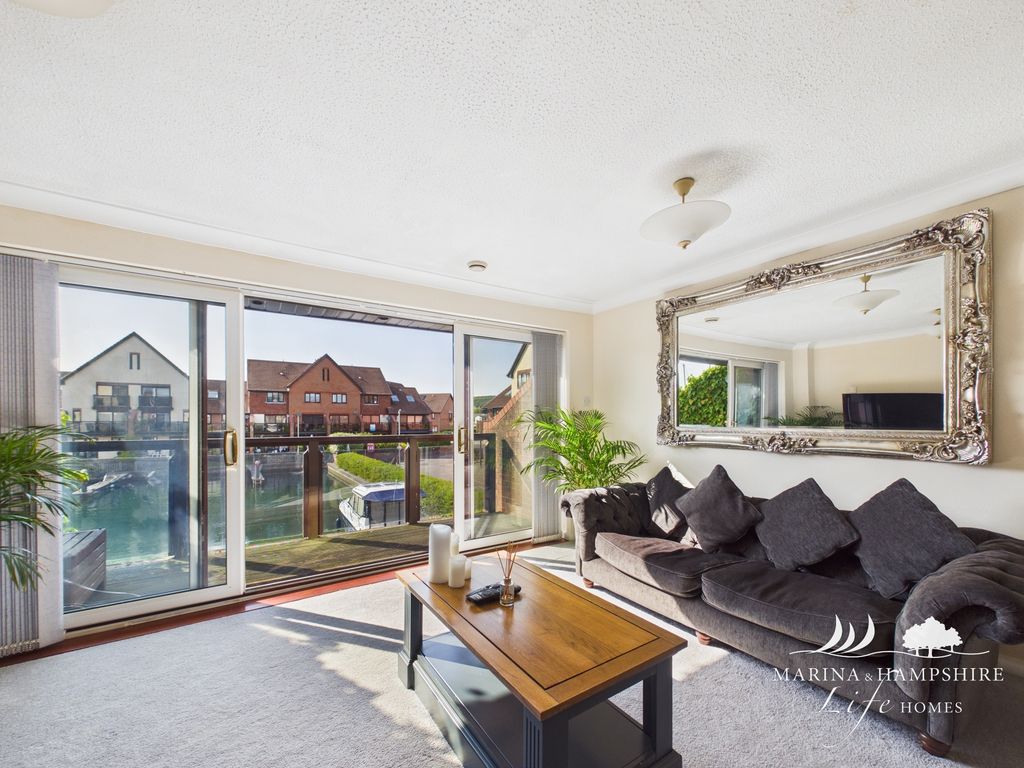 Additional image 4 of 4 bed town house for saleNewlyn Way, Port Solent PO6