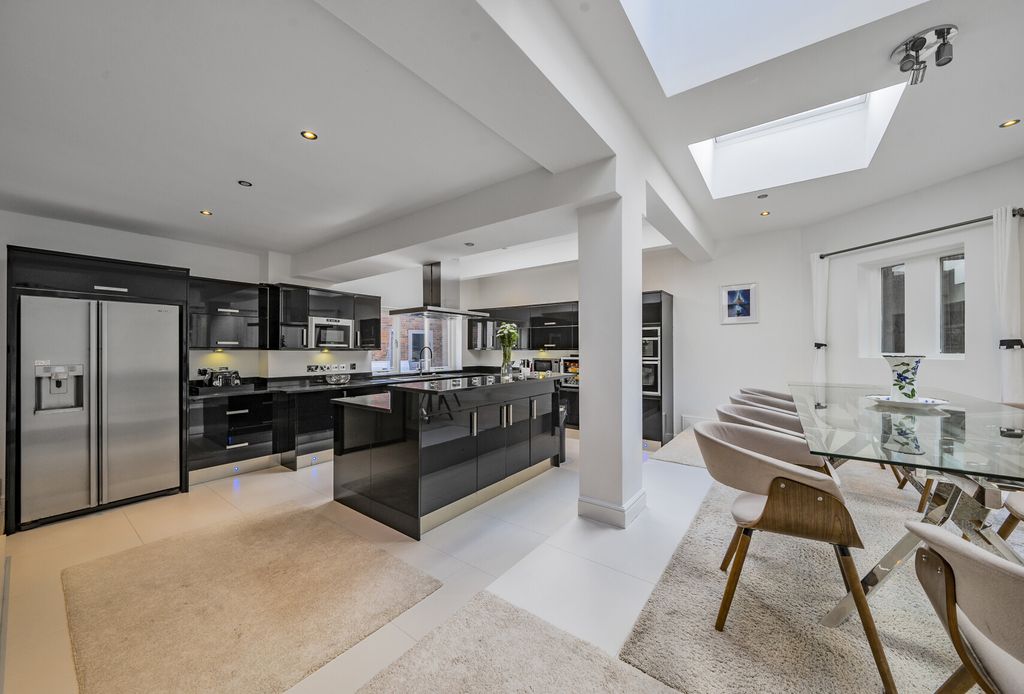Additional image 7 of 5 bed detached house for saleThe Denningtons, Worcester Park, Surrey KT4