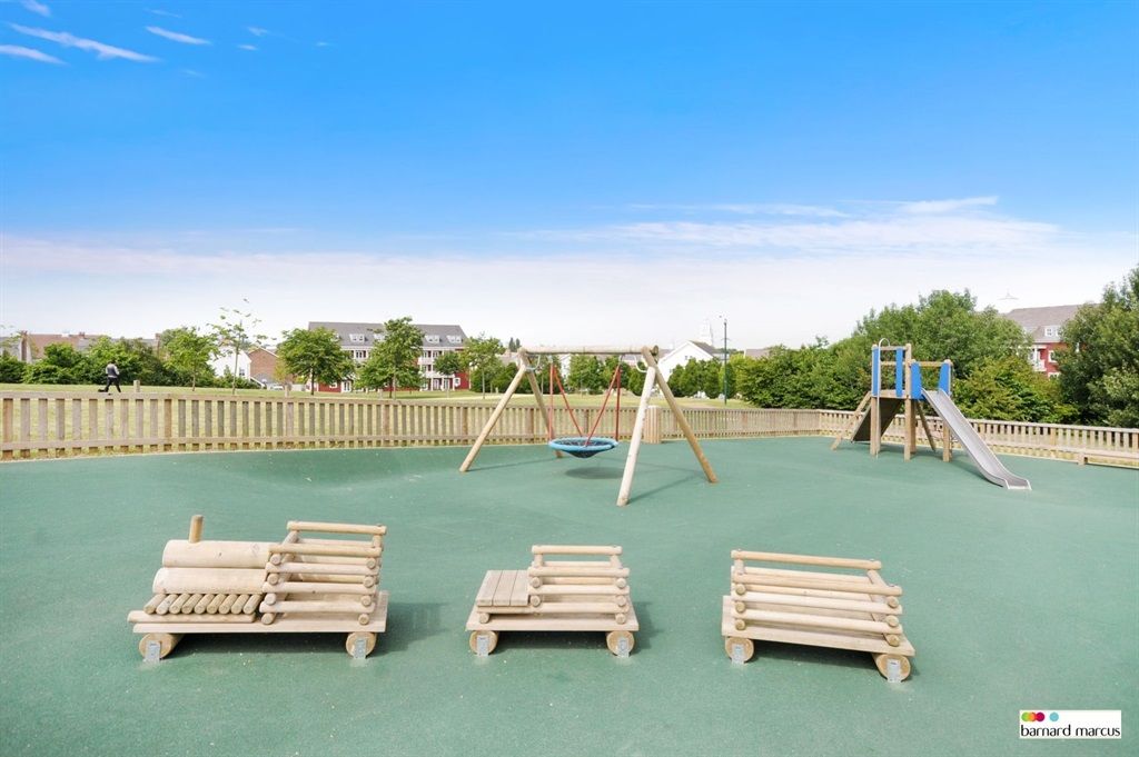 Additional image 13 of 2 bed flat for salePondside Avenue, Worcester Park KT4