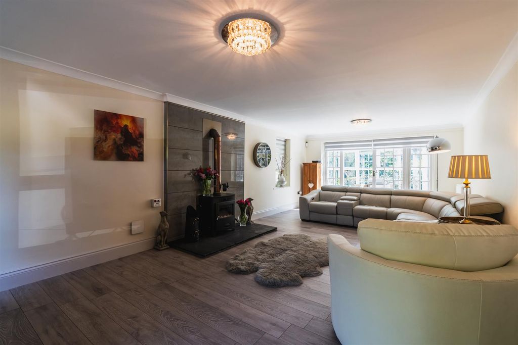 Additional image 5 of 4 bed detached house for saleWorksop Road, Thorpe Salvin, Worksop S80