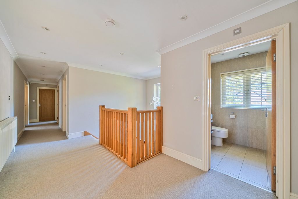 Additional image 17 of 6 bed detached house for salePyrford, Surrey GU22