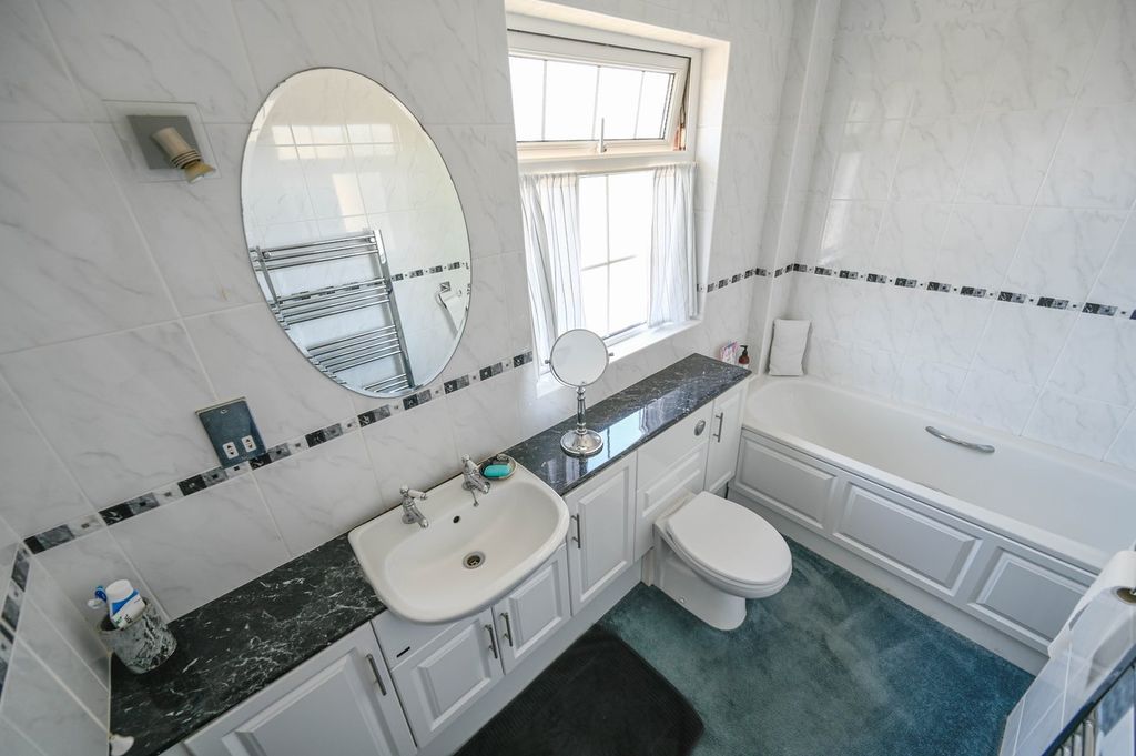 Additional image 9 of 4 bed detached house for saleCannon Hill Gardens, Wimborne BH21