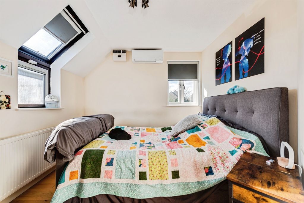 Additional image 10 of 2 bed property for saleCampden Close, Witney OX28