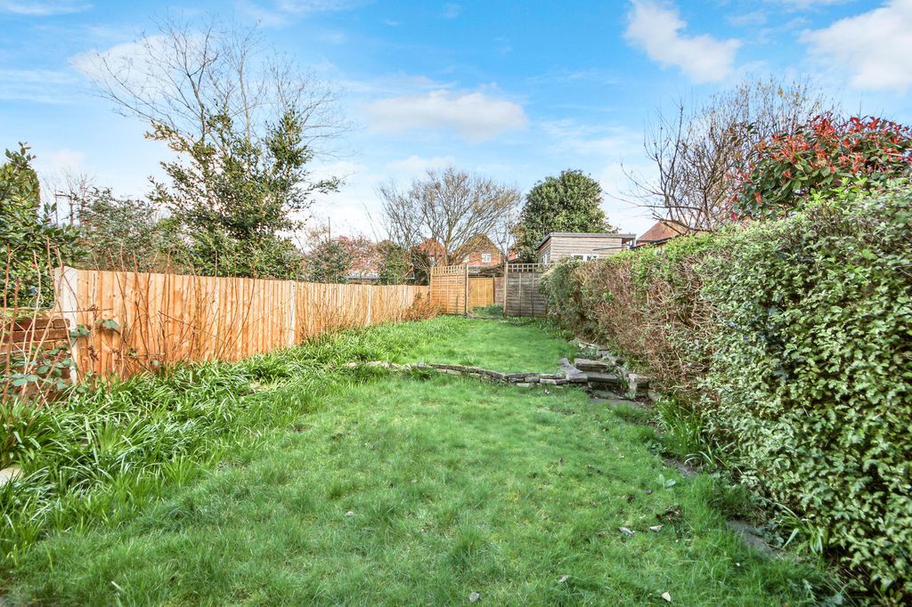 Additional image 11 of 3 bed semi-detached house for saleAsh Tree Road, Bitterne Park SO18
