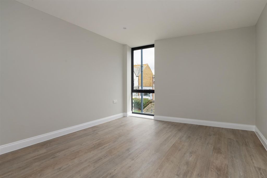 Additional image 11 of 2 bed flat for saleBeach Walk, Whitstable CT5
