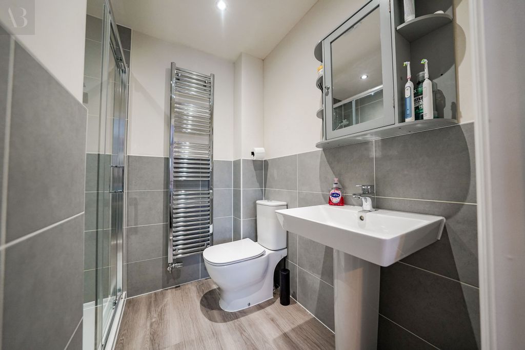 Additional image 15 of 4 bed detached house for saleGee Avenue, Hugglescote, Coalville, Leicestershire LE67