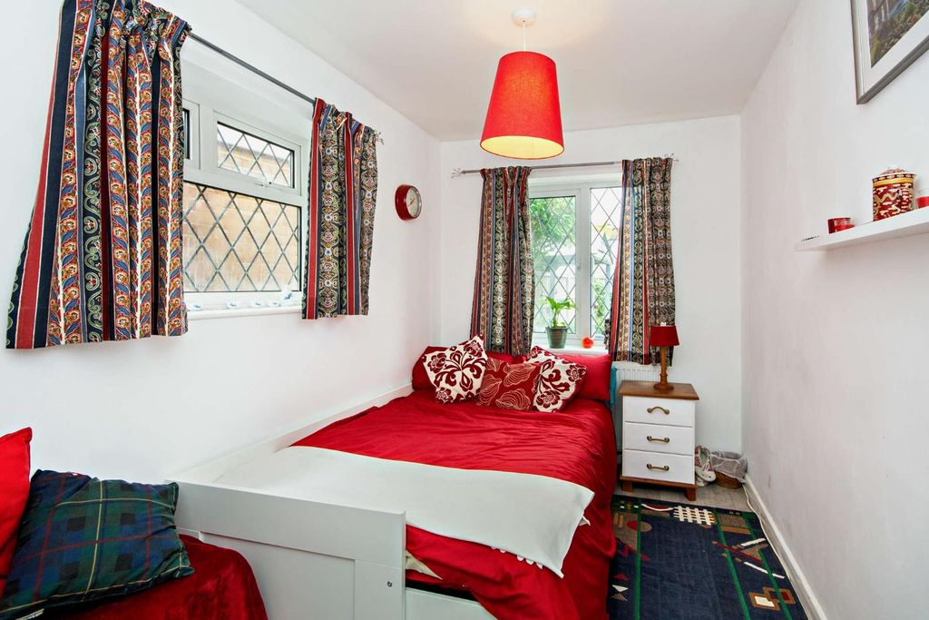 Additional image 12 of 3 bed semi-detached house for saleBrownrigg Road, Ashford TW15