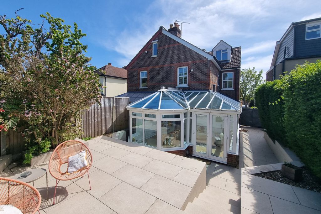 Additional image 29 of 4 bed semi-detached house for saleDrayton, Hampshire PO6