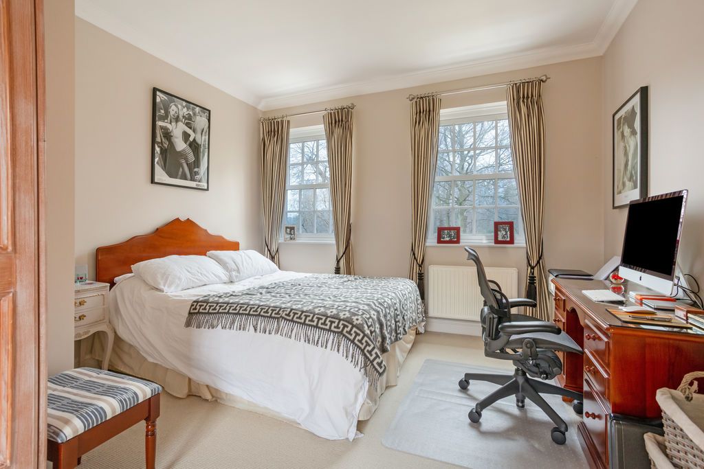 Additional image 16 of 3 bed terraced house for saleSnows Ride, Windlesham GU20