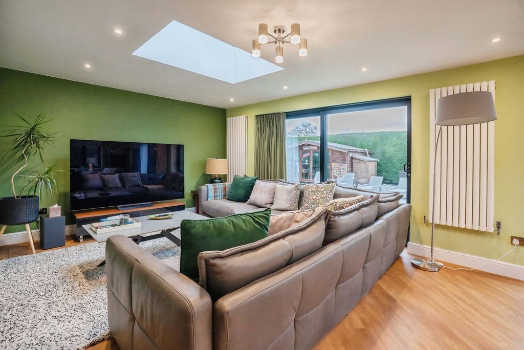 Additional image 23 of 4 bed detached house for saleHough Green Road, Widnes WA8