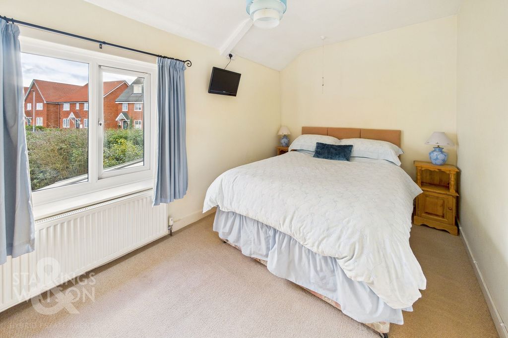 Additional image 21 of 5 bed detached house for saleRightup Lane, Wymondham NR18