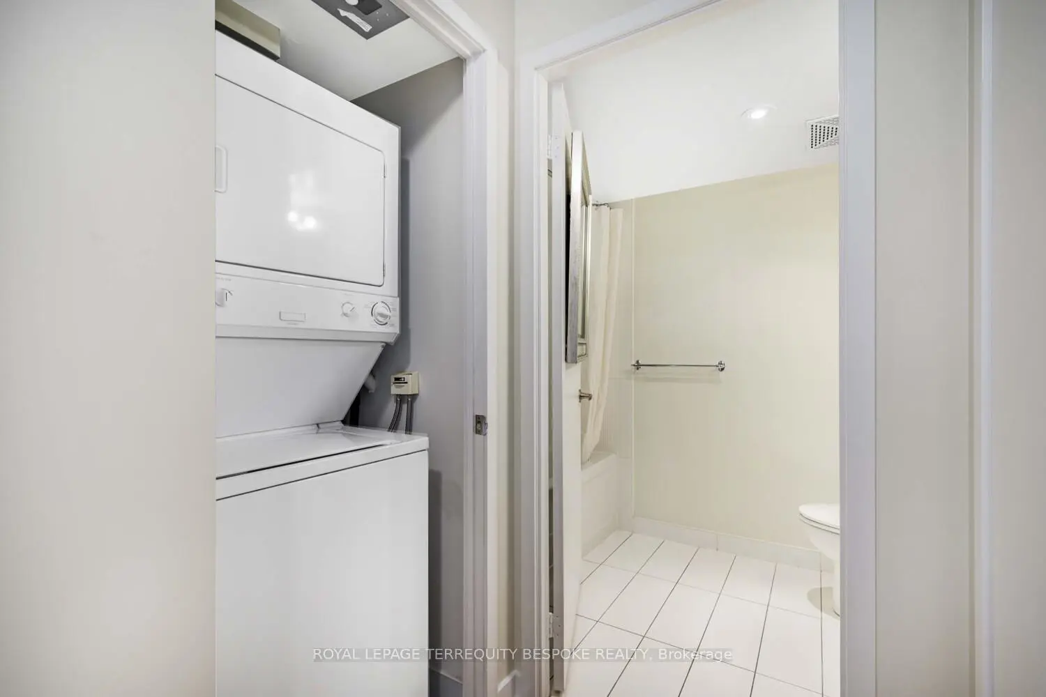 Additional image 13 of 25 Capreol Court 2102