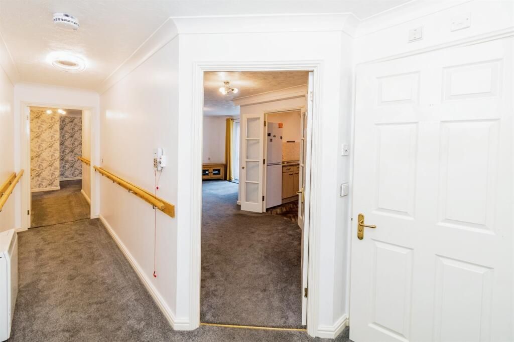 Additional image 6 of 1 bed flat for saleOakley Road, Southampton SO16