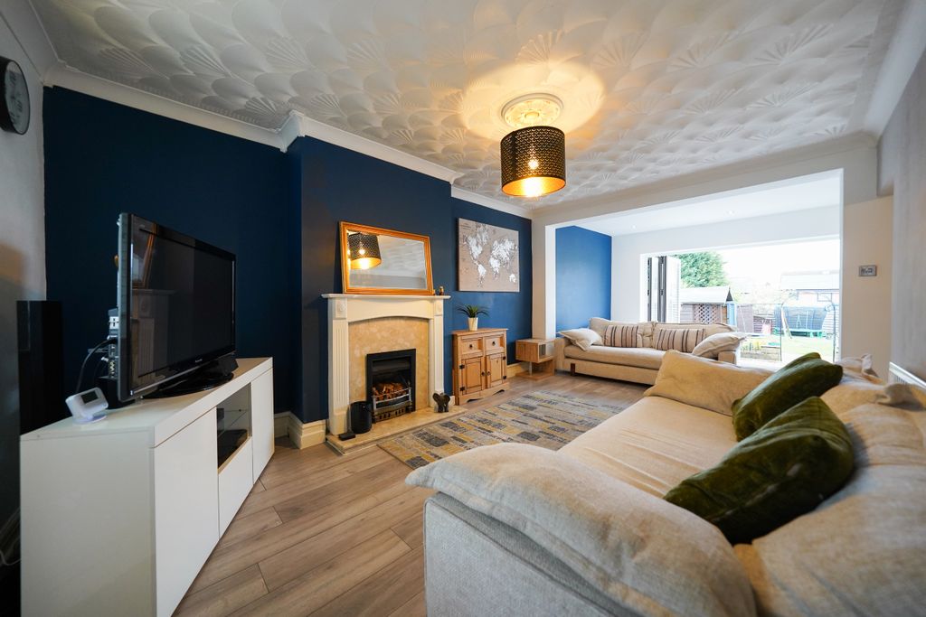 Additional image 2 of 3 bed semi-detached house for saleChestnut Road, Glenfield, Leicestershire LE3