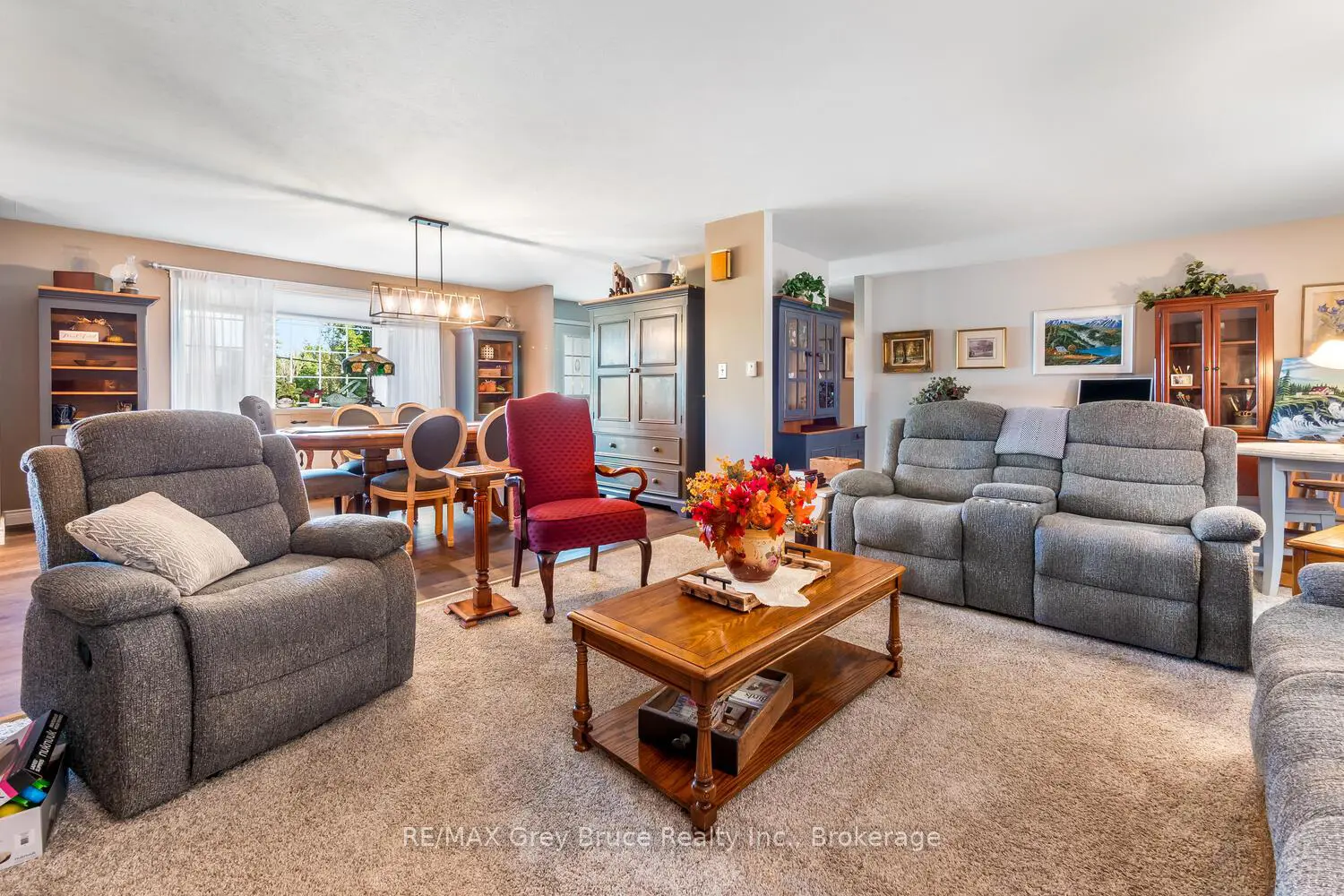 Additional image 6 of 501204 Grey Road 1