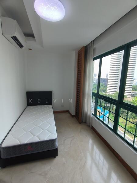 34 Draycott Drive photo 2