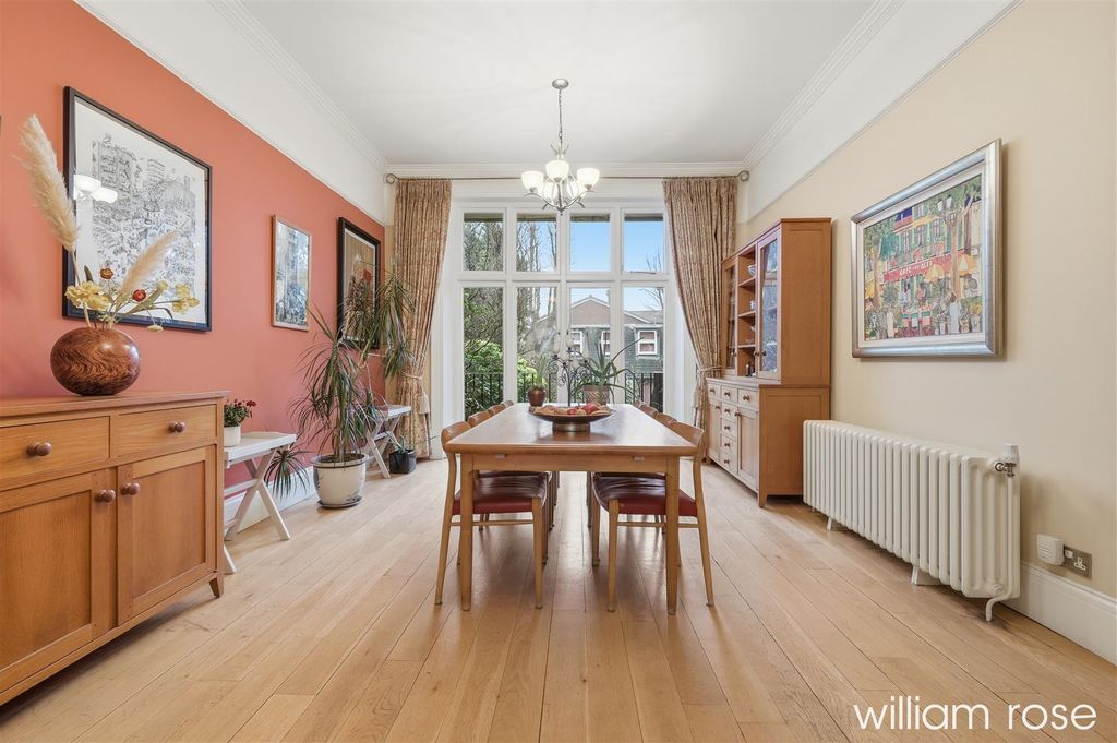 Additional image 4 of 7 bed semi-detached house for saleBroomhill Road, Woodford Green IG8
