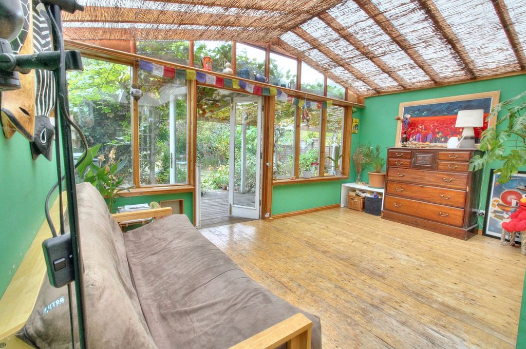 Additional image 14 of 3 bed semi-detached house for saleCalifornia, Woodbridge IP12