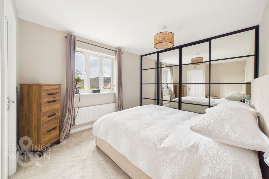 Additional image 15 of 4 bed link detached house for salePetunia Court, Wymondham NR18