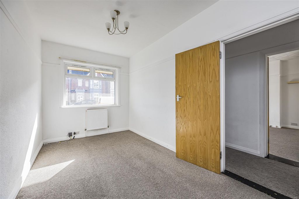 Additional image 7 of 2 bed flat for saleLondon Road, Portsmouth PO2