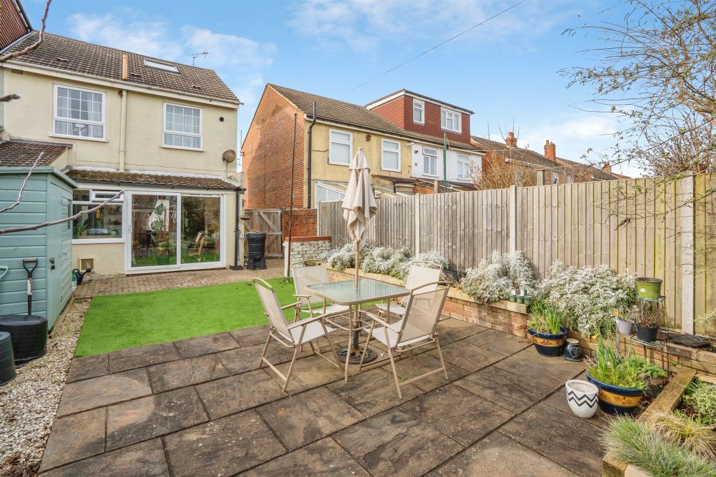 Additional image 16 of 3 bed semi-detached house for saleCopnor Road, Portsmouth PO3