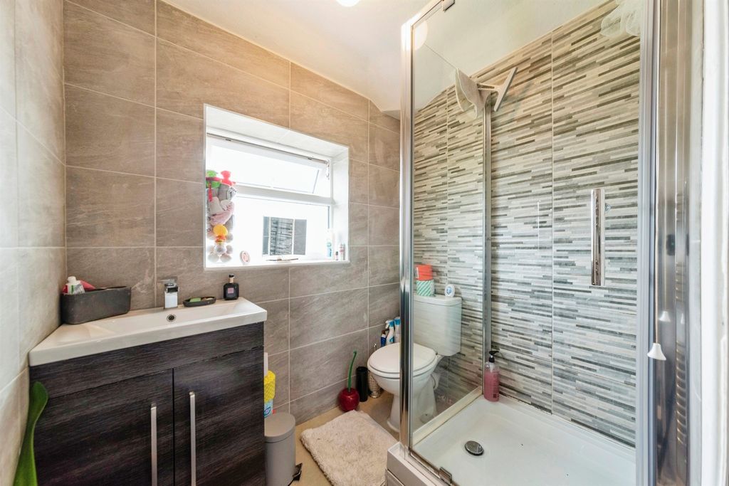 Additional image 5 of 3 bed end terrace house for saleWoolsthorpe Road, Woolsthorpe By Colsterworth, Grantham NG33