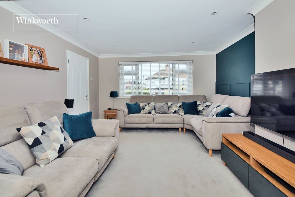 Additional image 3 of 3 bed end terrace house for saleHuntingdon Gardens, Worcester Park KT4