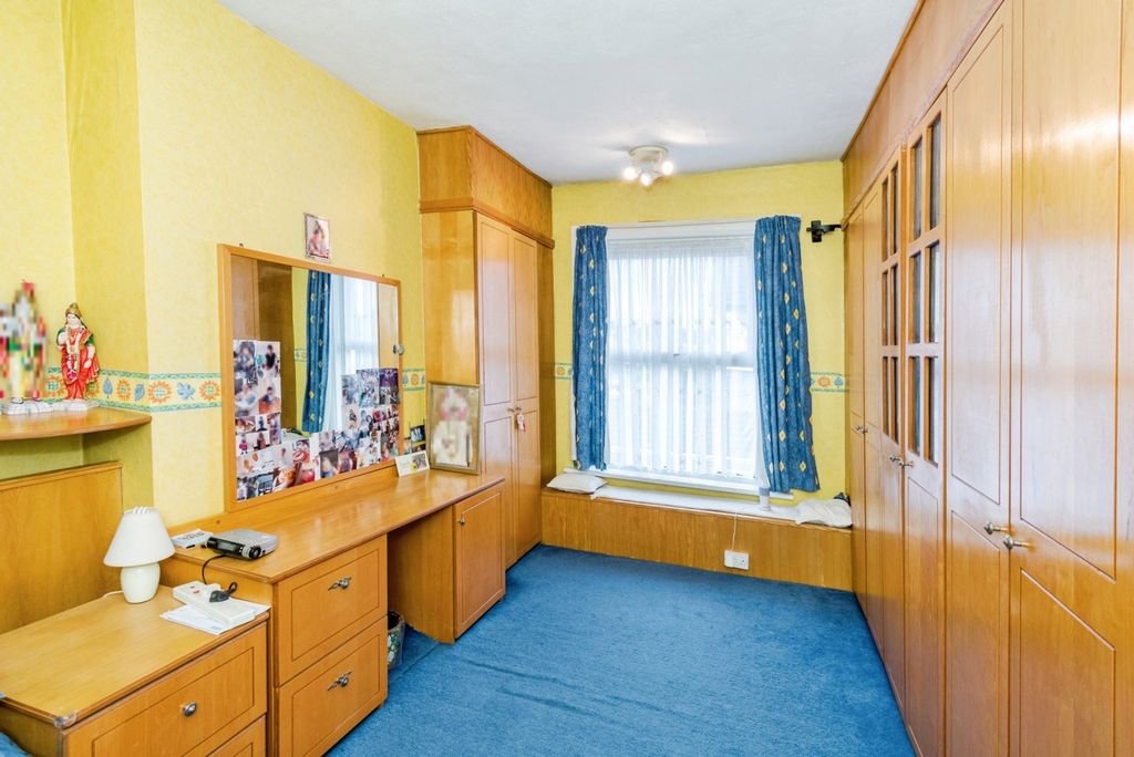 Additional image 12 of 3 bed semi-detached house for saleTwyford Avenue, Upper Shirley, Southampton, Hampshire SO15
