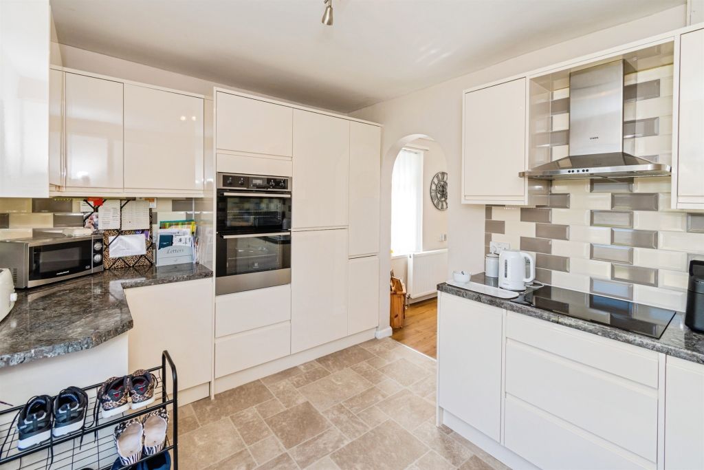 Additional image 10 of 2 bed detached bungalow for saleWestover Road, Southampton SO16