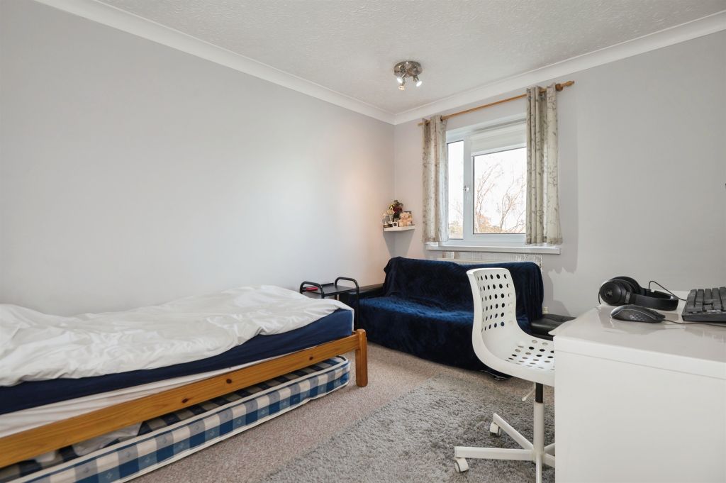 Additional image 8 of 2 bed flat for saleCuckmere Lane, Southampton SO16