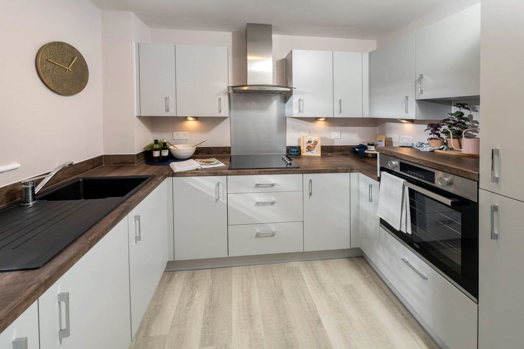Additional image 4 of 1 bed property for saleBanister Road, Southampton, Hampshire SO15