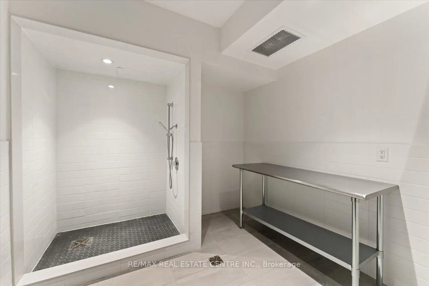 Additional image 13 of 55 Duke Street 1106