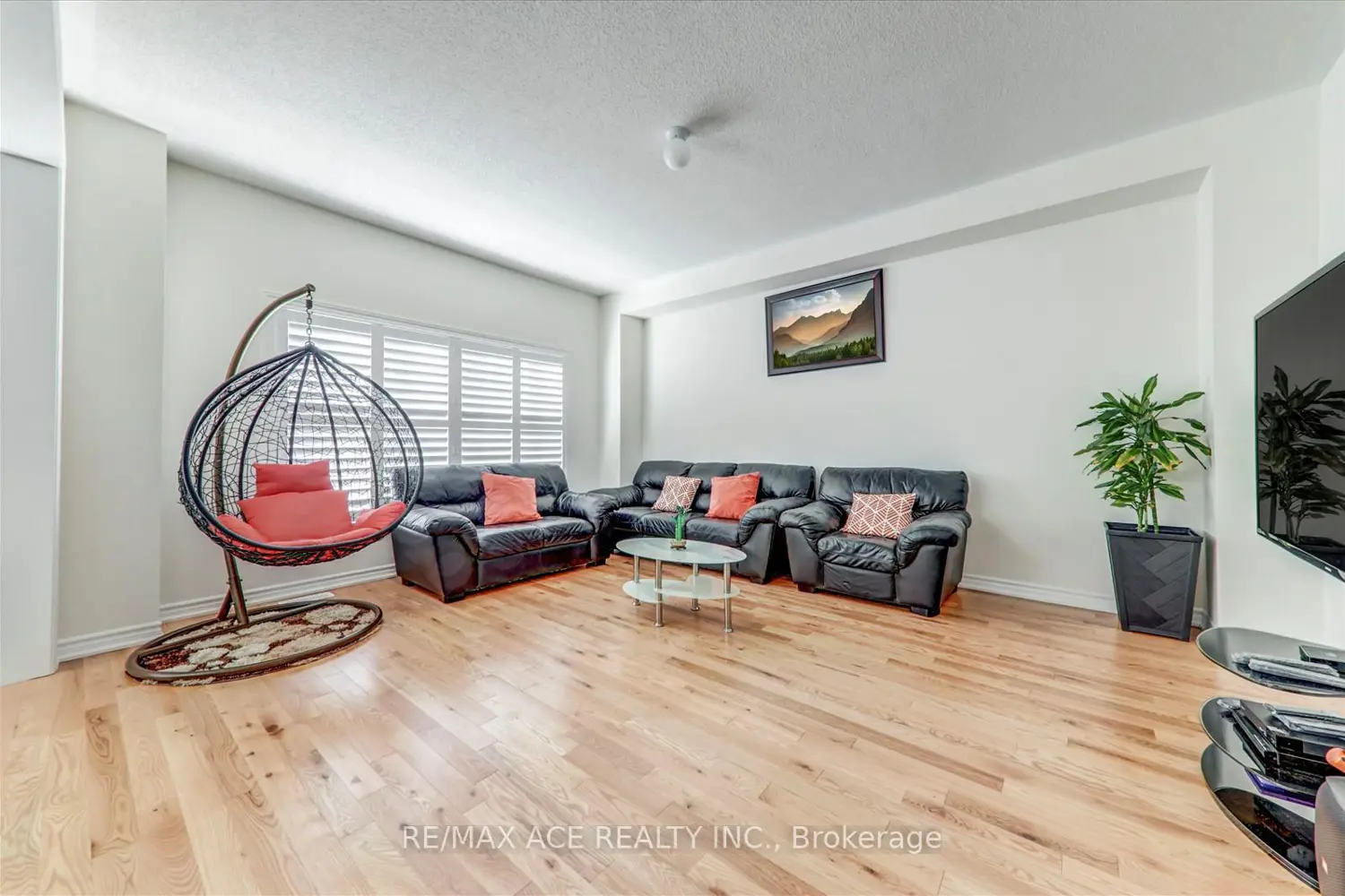 Additional image 7 of 1152 Skyridge Boulevard