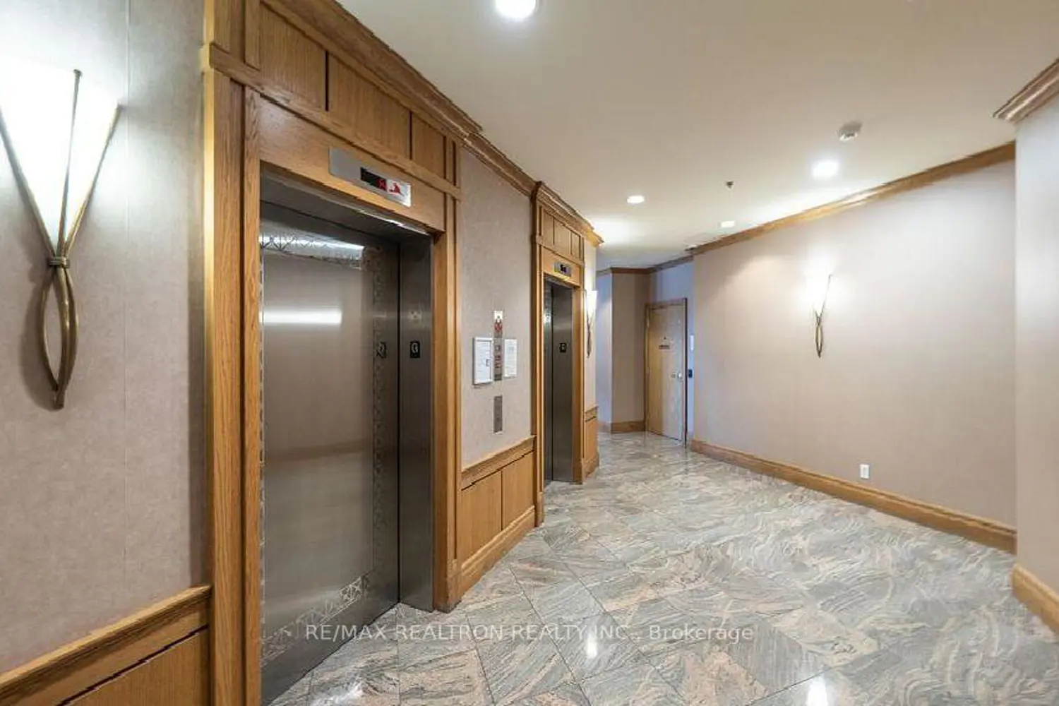 Additional image 17 of 185 Oneida Crescent 708