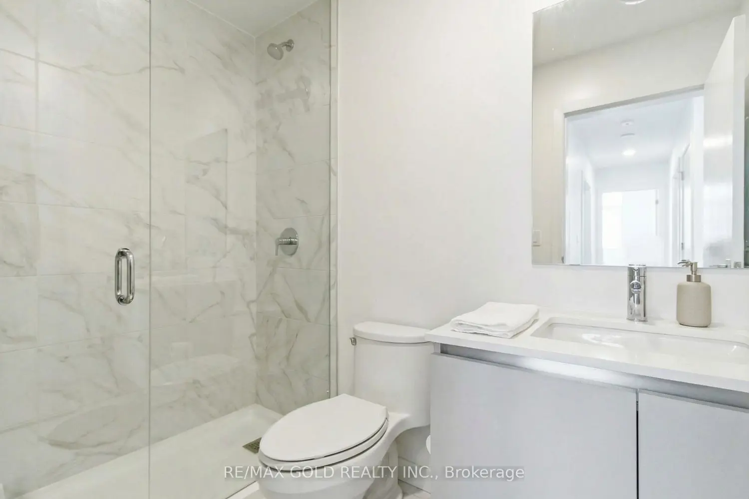 Additional image 8 of 395 Dundas Street 117